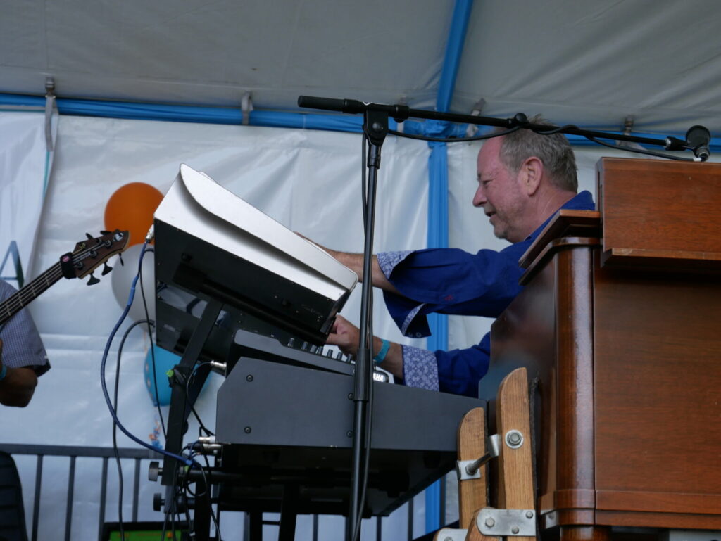 Child & Family Center - Taste of the Town - Mark LeVang and Friends